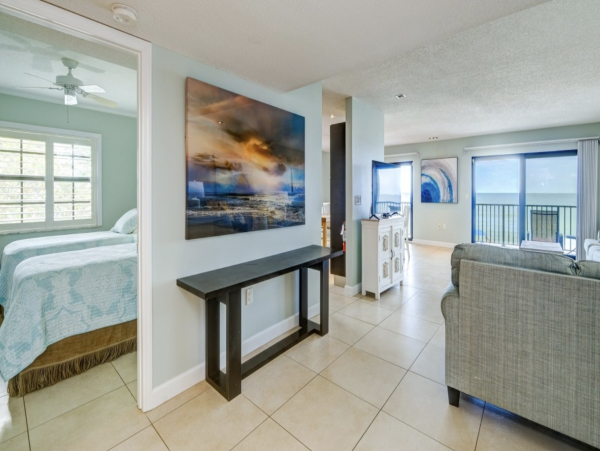 Holmes Beach Vacation Rentals Beachfront Rental with Gulf Views